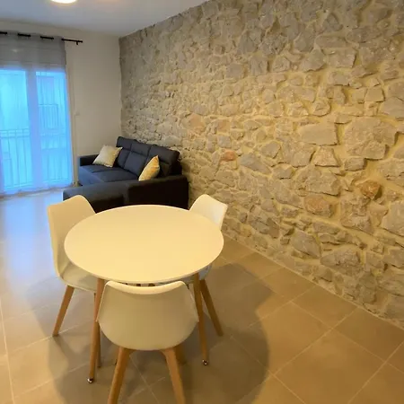 Centre Apartment *