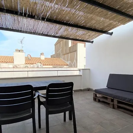Centre Apartment *